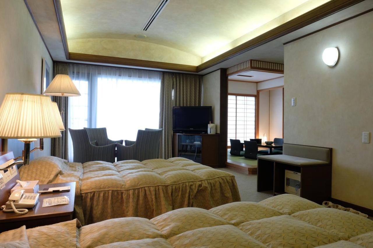 Hotel Riviera Shishikui Kaiyo Exterior photo